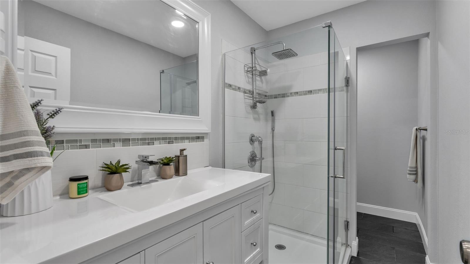 Image 18 of 45 For 2633 Handley Boulevard