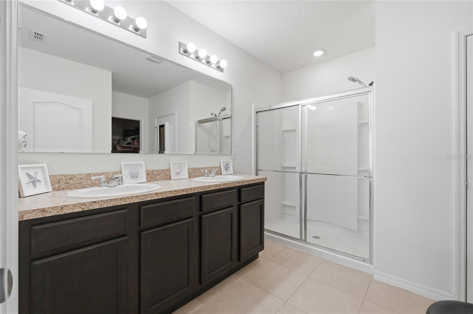 Image 23 of 35 For 2213 Rose Boulevard