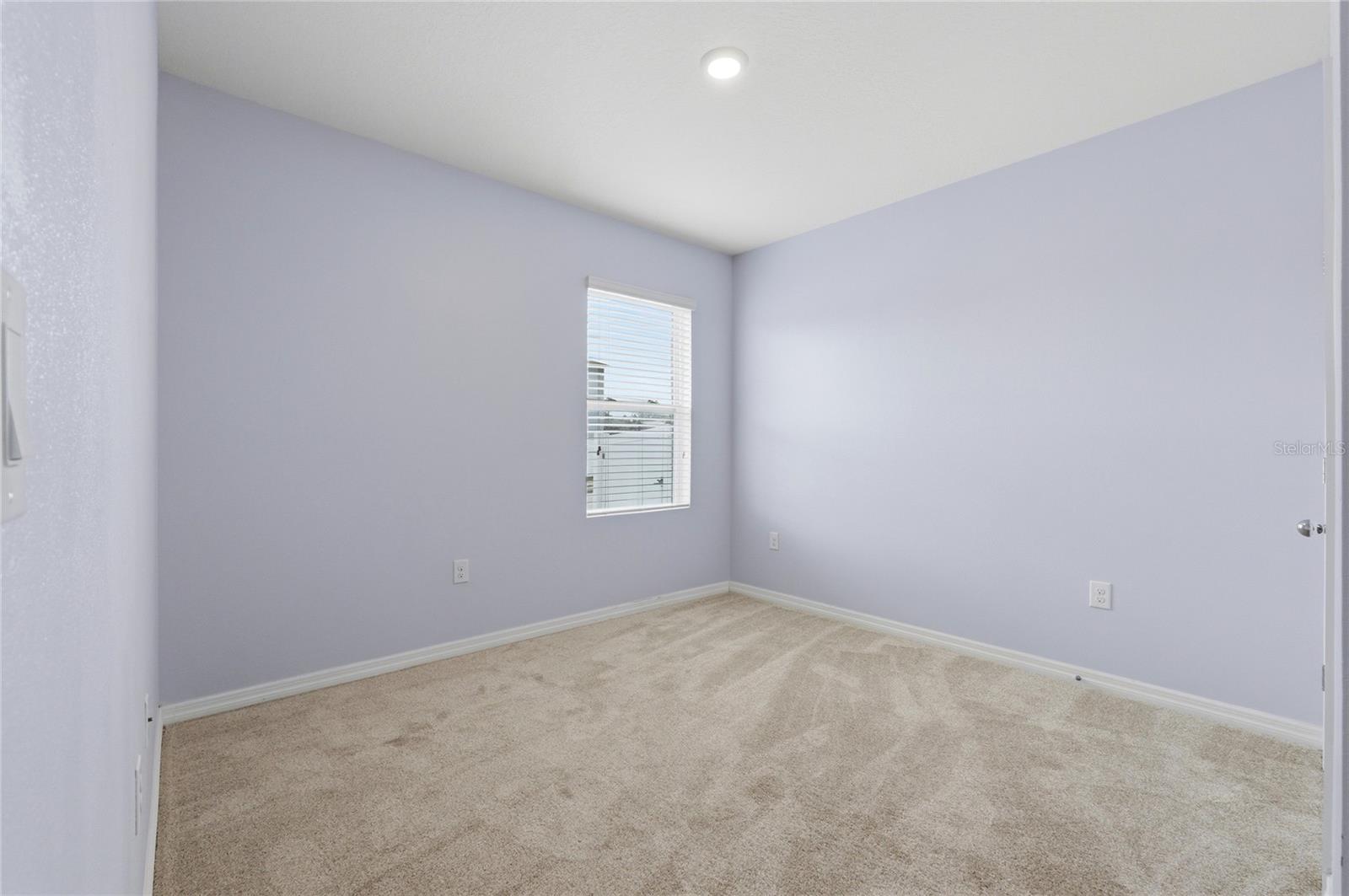 Image 26 of 35 For 2213 Rose Boulevard