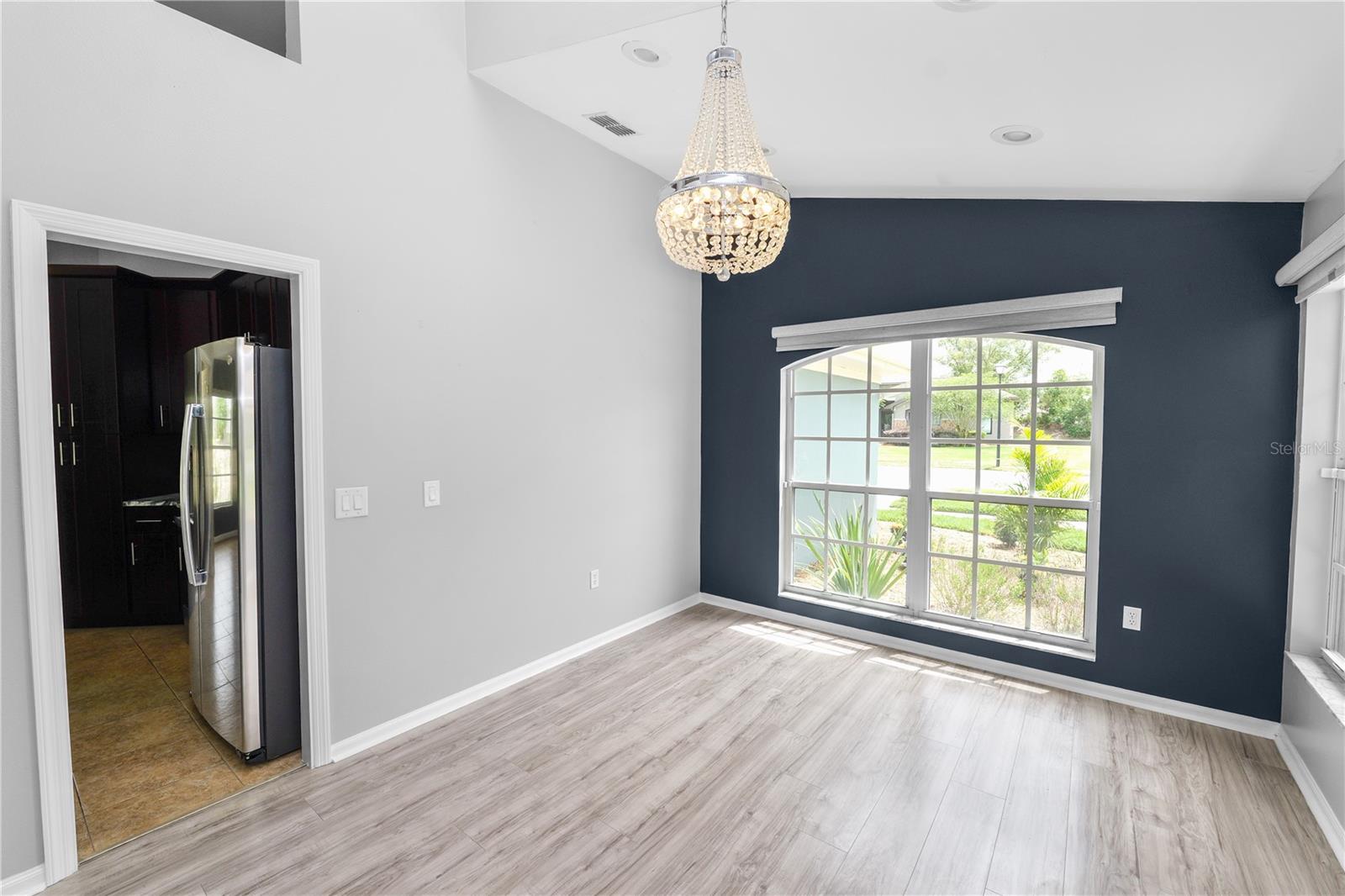 Image 12 of 40 For 3193 Oakpark Drive