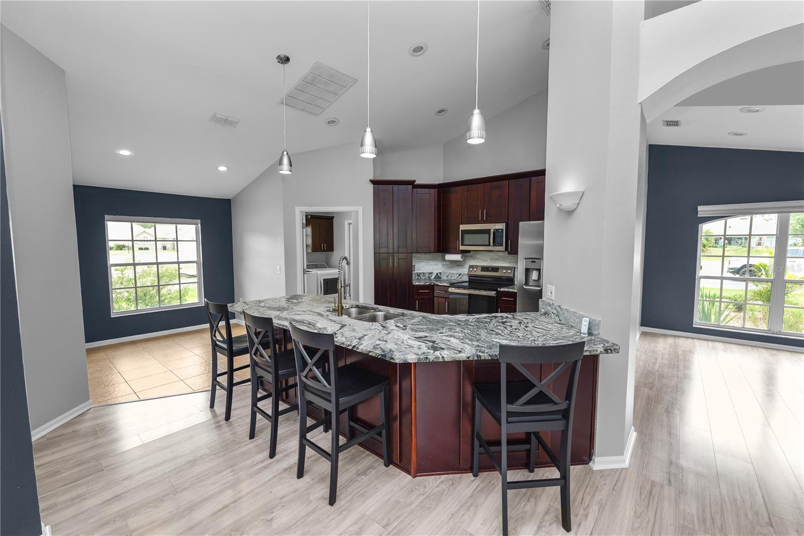 Image 13 of 40 For 3193 Oakpark Drive