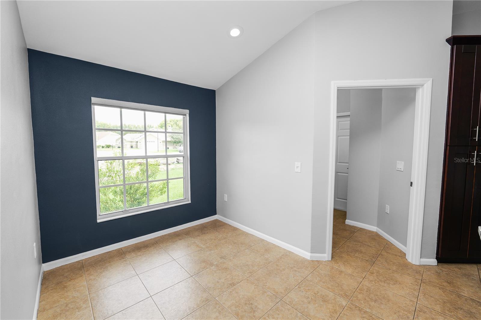 Image 20 of 40 For 3193 Oakpark Drive