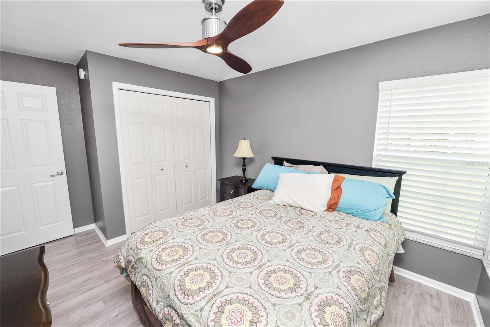 Image 33 of 40 For 3193 Oakpark Drive