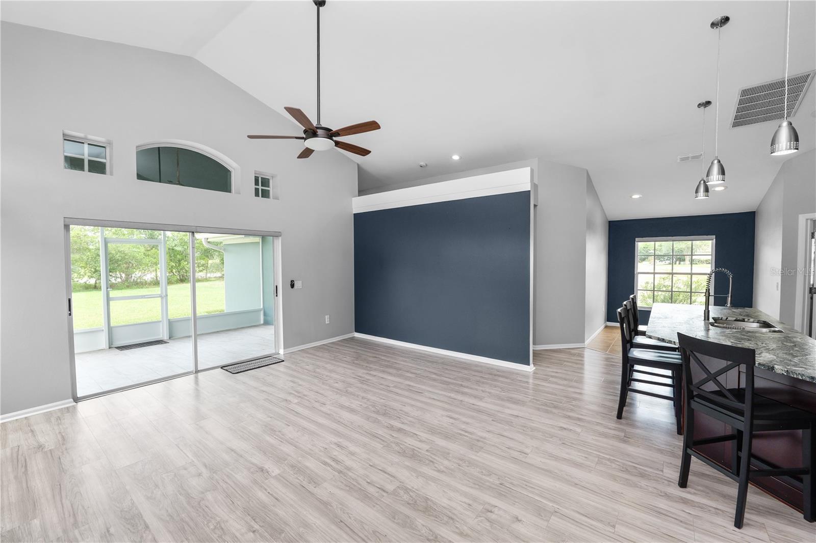 Image 5 of 40 For 3193 Oakpark Drive