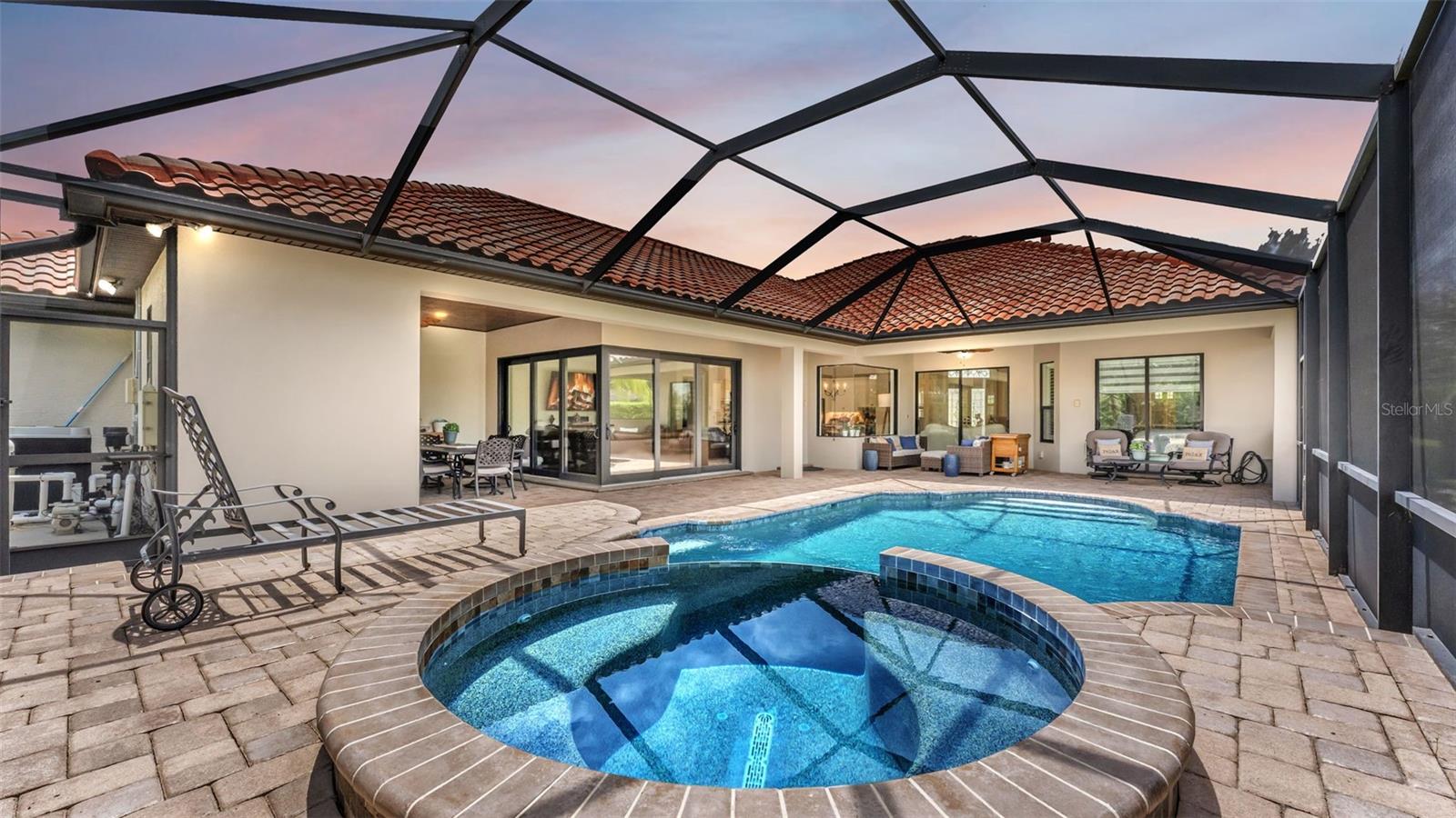 Image 3 of 89 For 6538 Eagle View Loop