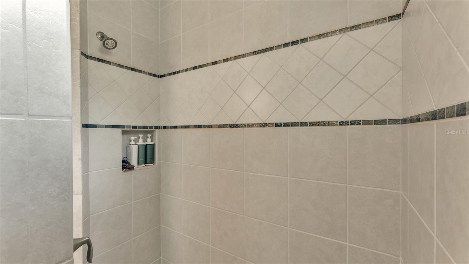 Image 31 of 89 For 6538 Eagle View Loop