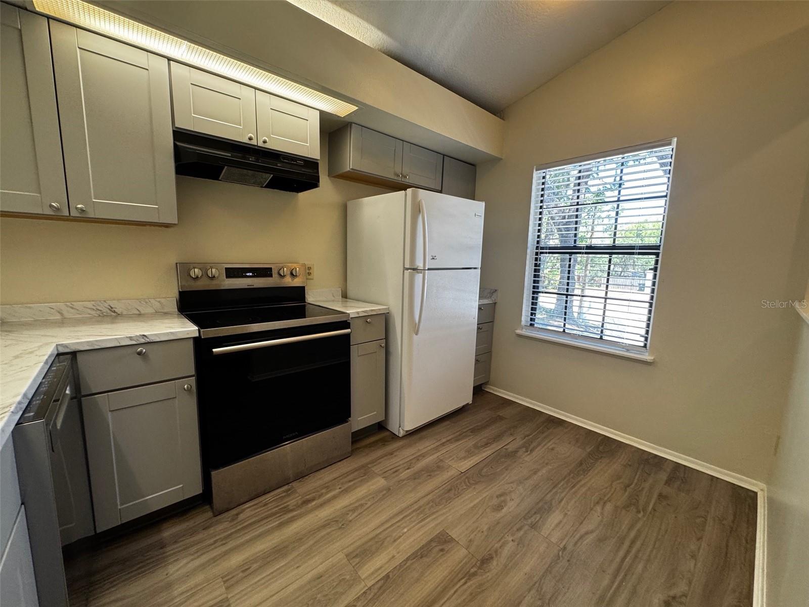 Image 5 of 17 For 11634 Sarita Court