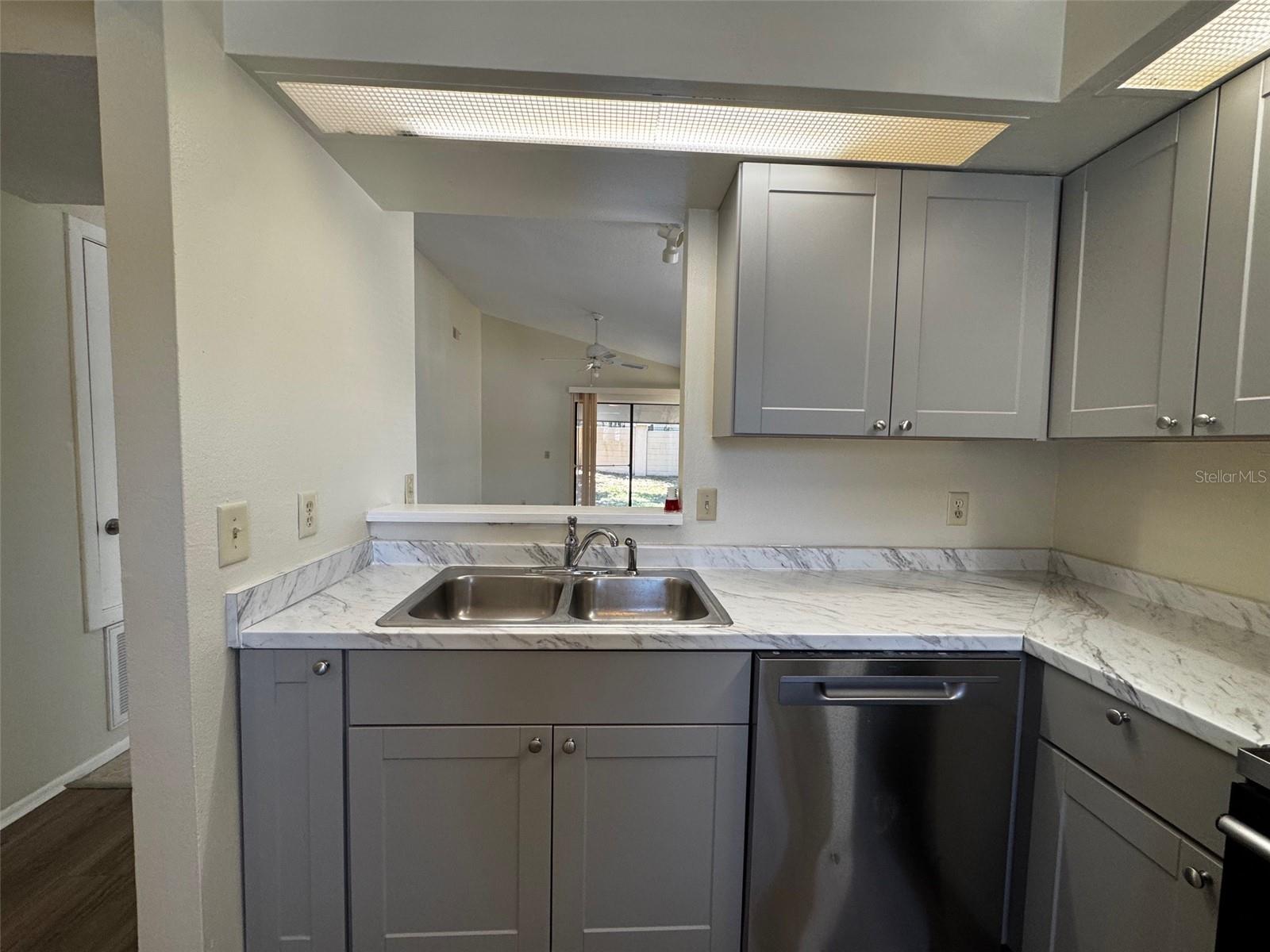Image 6 of 17 For 11634 Sarita Court