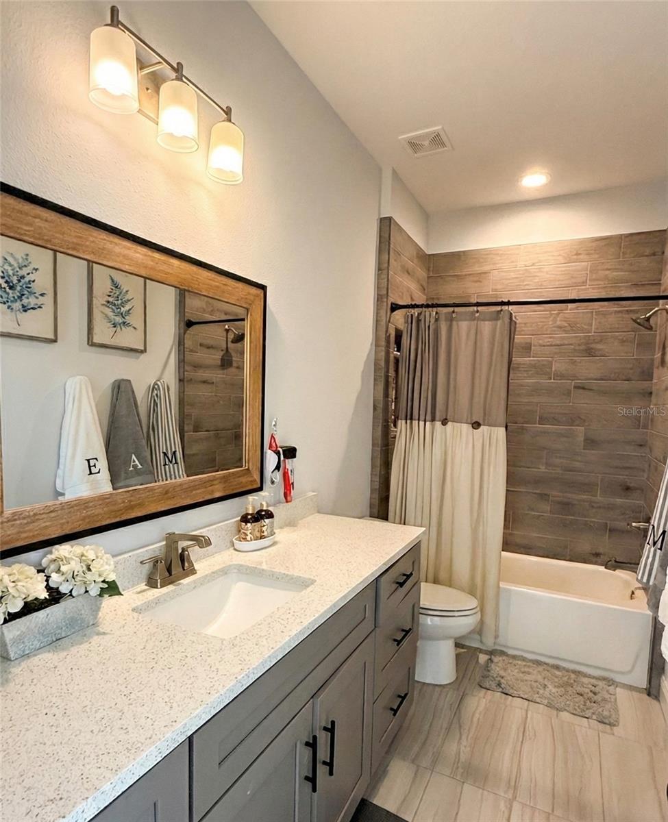 Image 23 of 33 For 236 Caladium Avenue