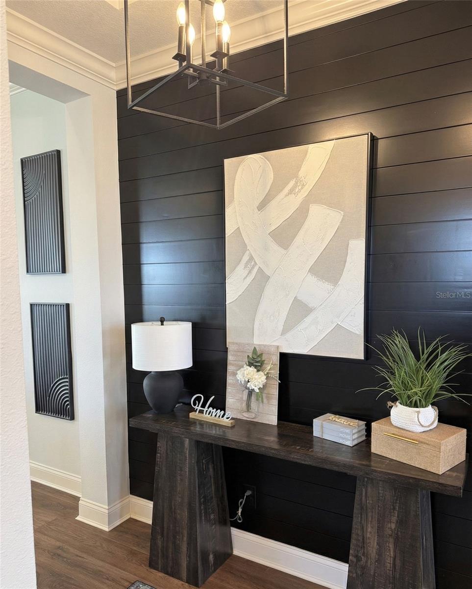 Image 8 of 33 For 236 Caladium Avenue