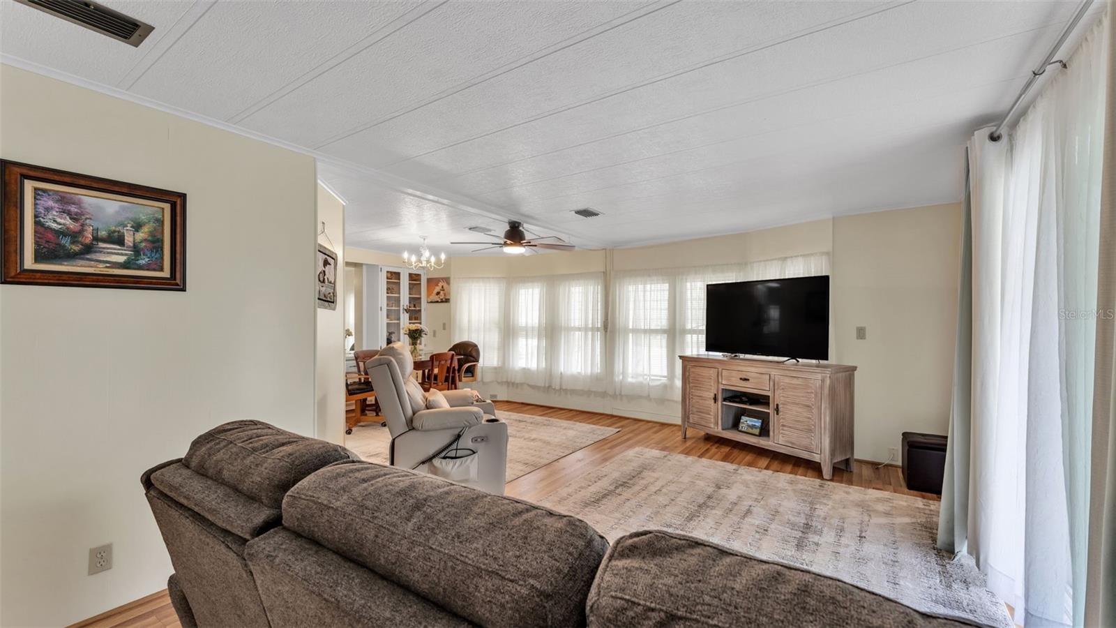 Image 7 of 30 For 2511 Martha Court