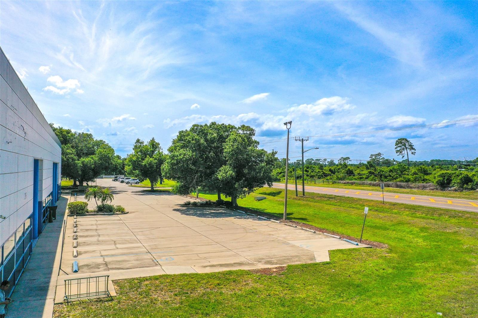 Image 60 of 64 For 295 Barnes Boulevard