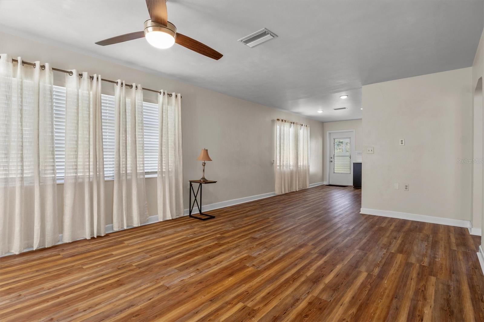 Image 4 of 25 For 1213 8th Street Nw