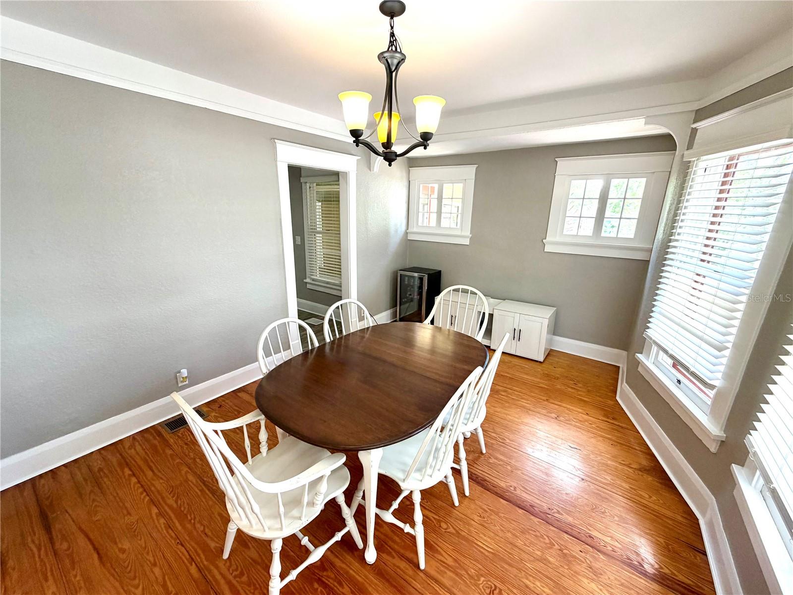 Image 41 of 66 For 821 Lime Street