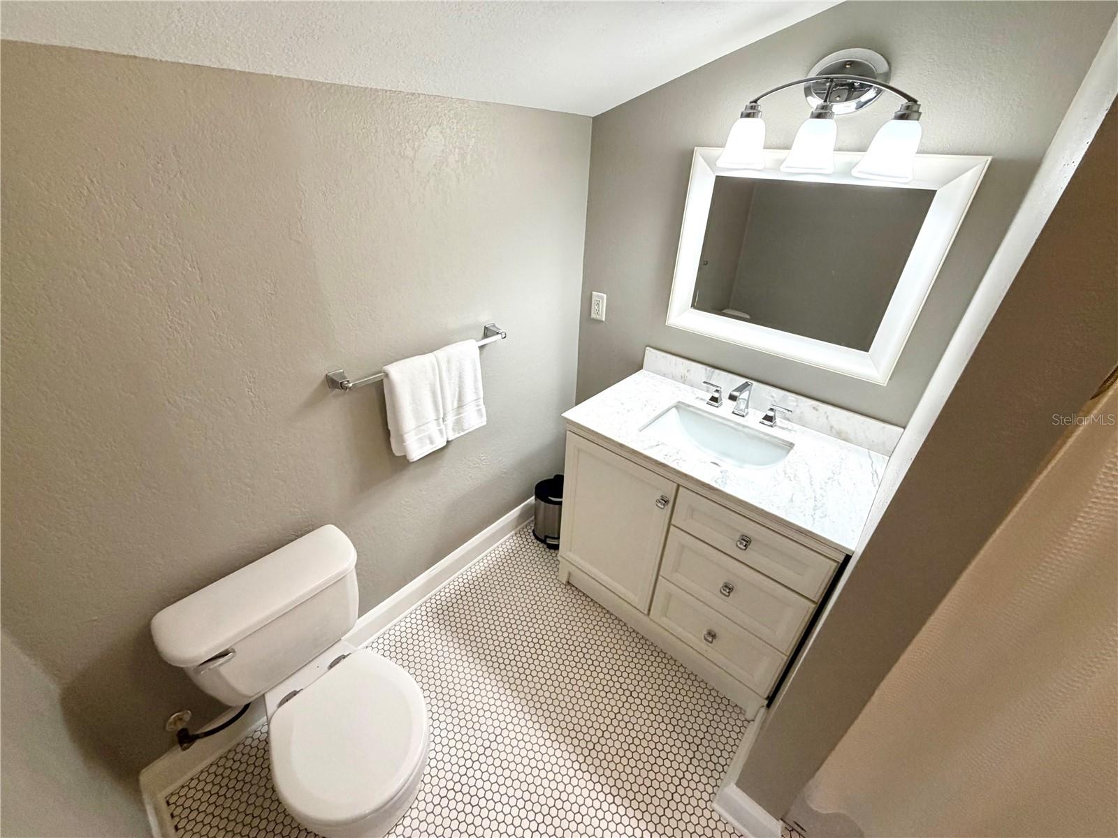 Image 55 of 66 For 821 Lime Street