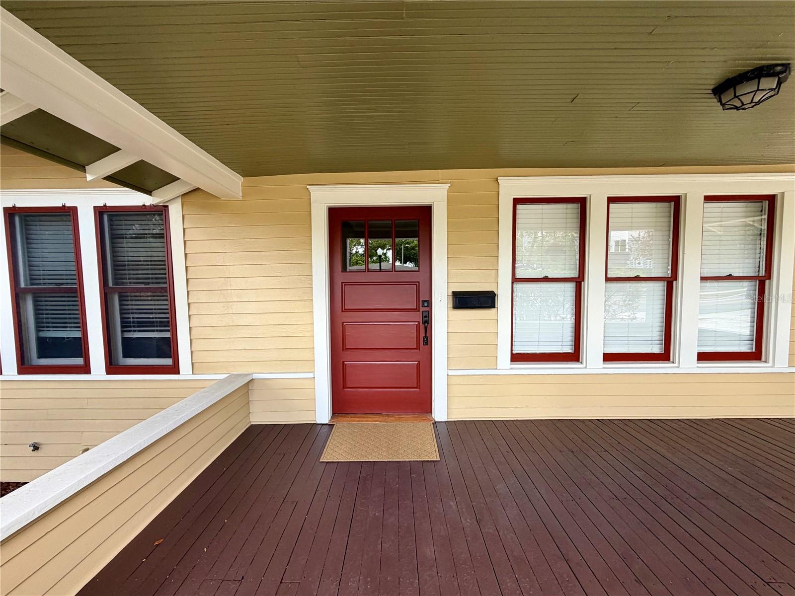 Image 8 of 66 For 821 Lime Street