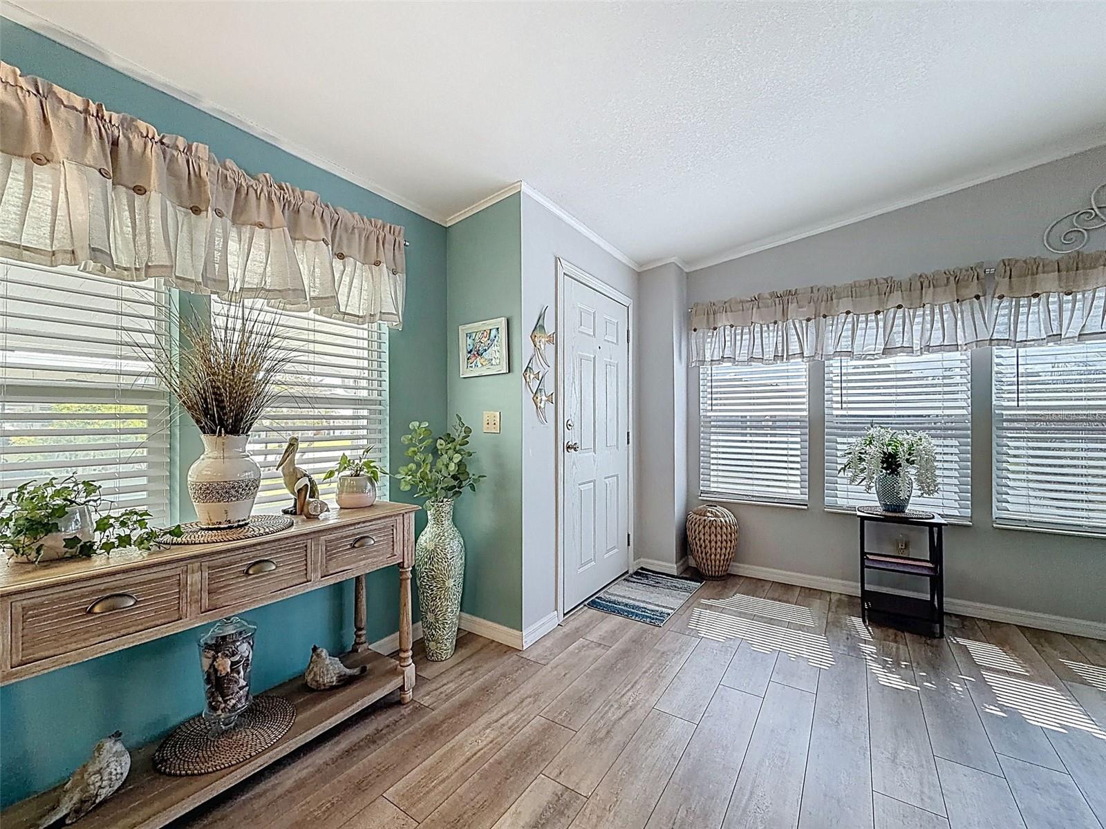 Image 11 of 62 For 319 Melbourn Drive