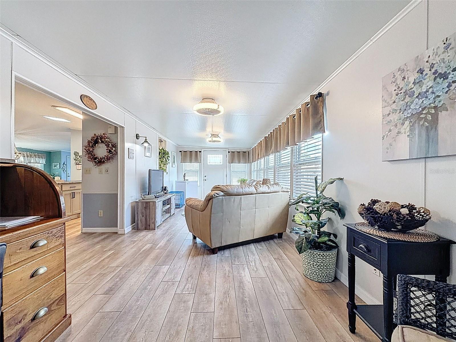 Image 18 of 62 For 319 Melbourn Drive