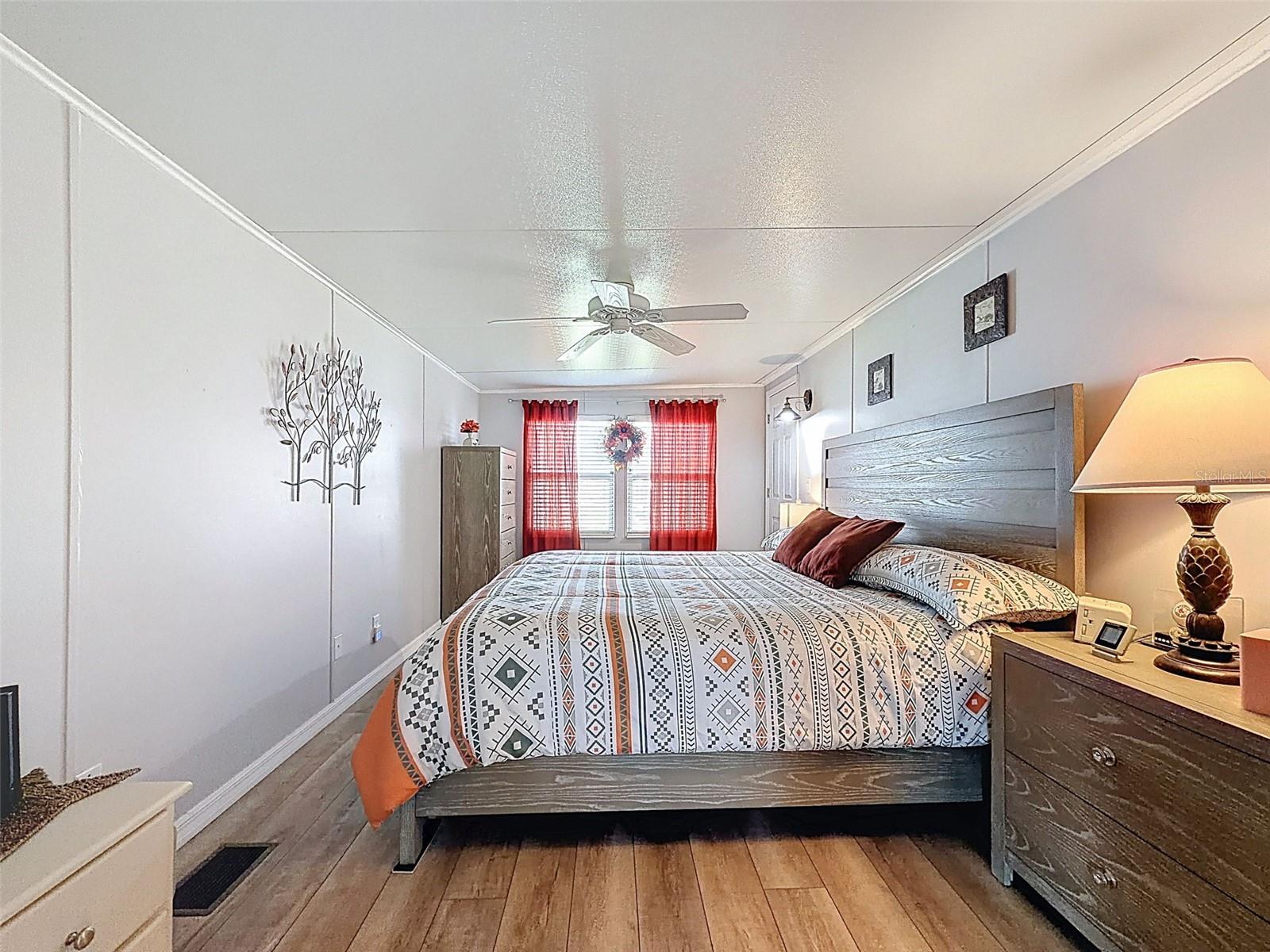 Image 37 of 62 For 319 Melbourn Drive