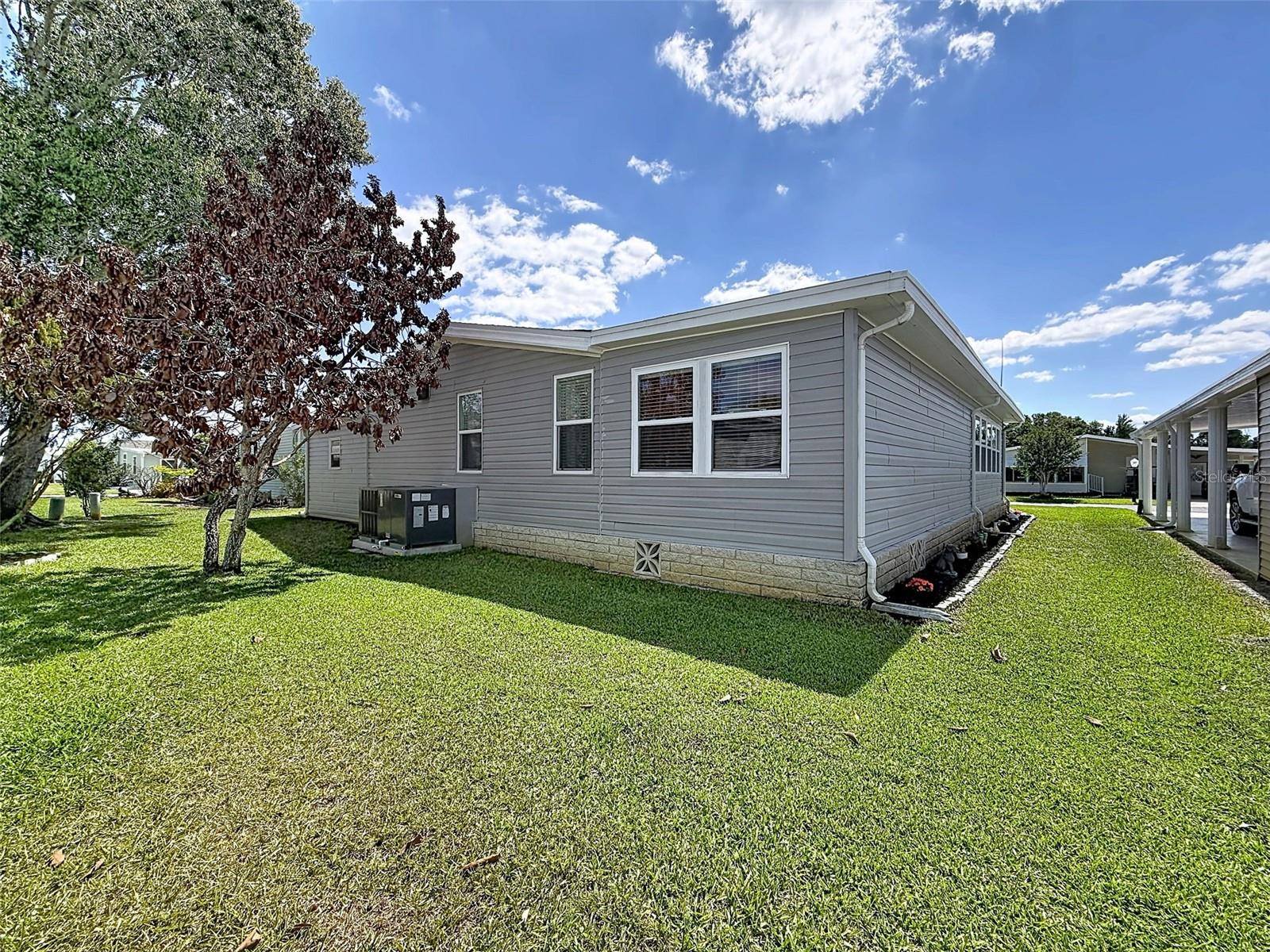 Image 42 of 62 For 319 Melbourn Drive