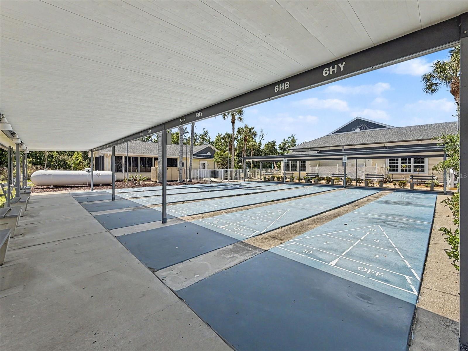 Image 47 of 62 For 319 Melbourn Drive