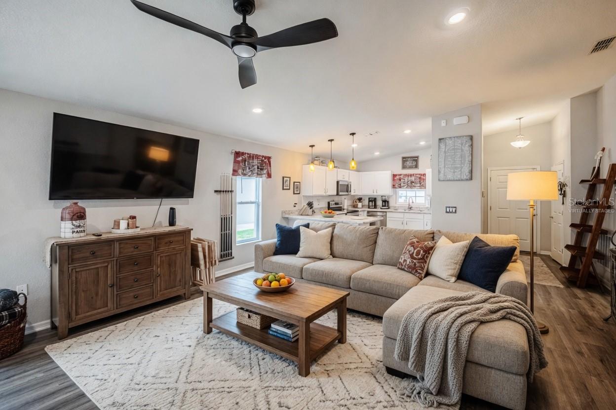 Image 13 of 38 For 340 Cascara Lane