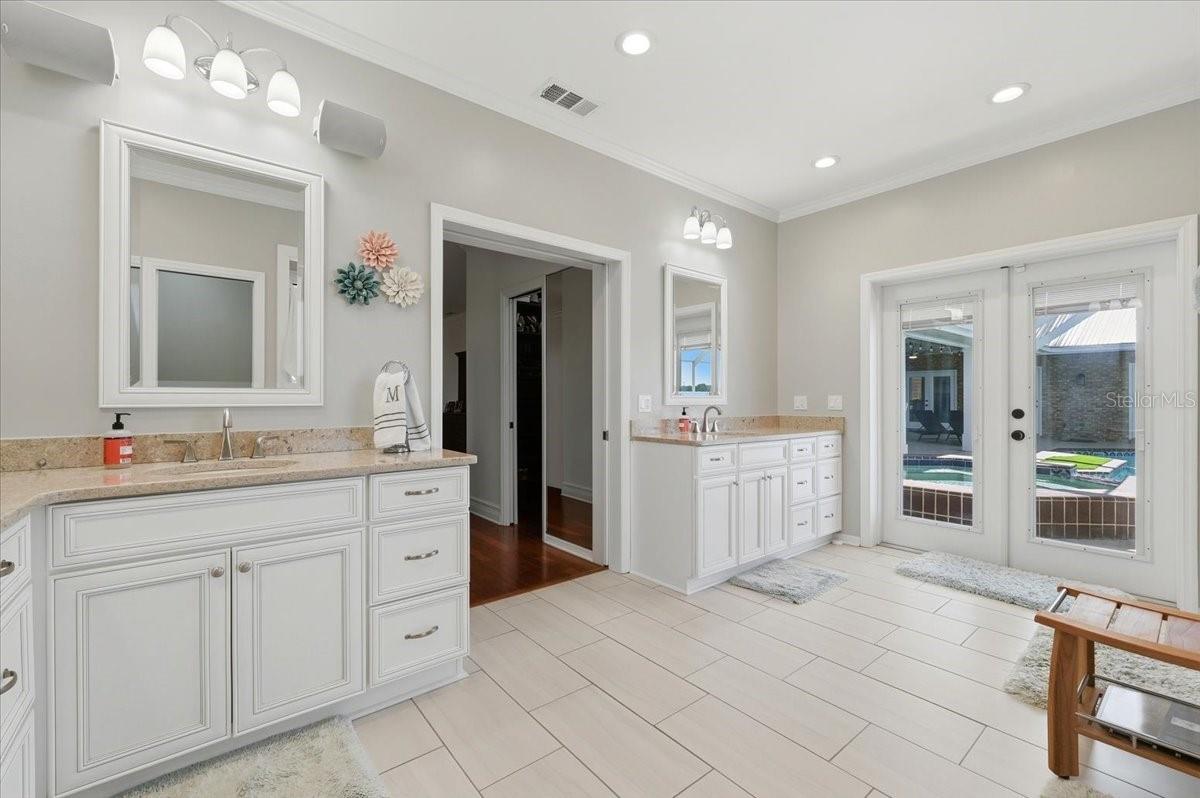 Listing photo id 25 for 120 Mirror Lane Nw