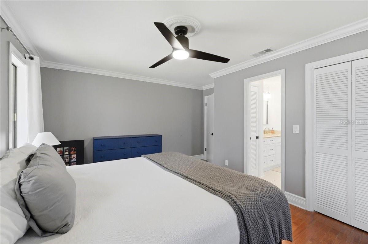 Listing photo id 33 for 120 Mirror Lane Nw