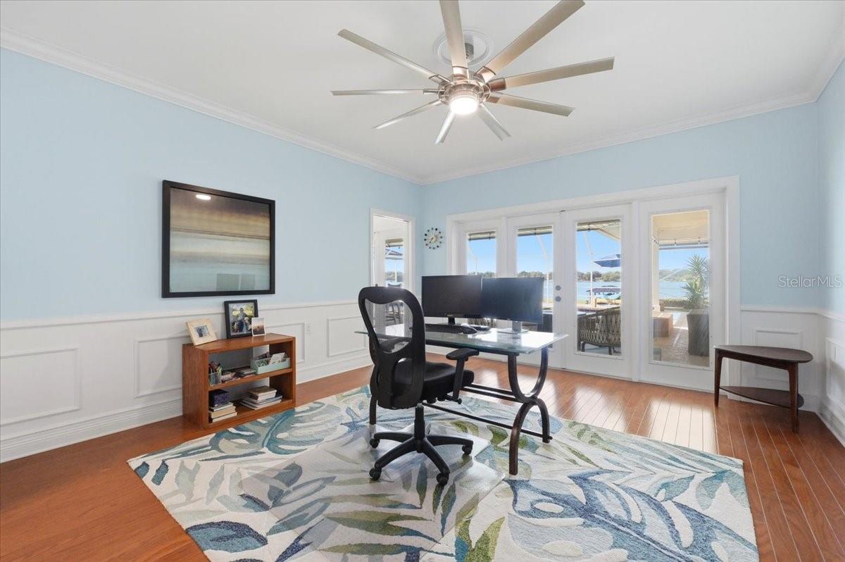 Listing photo id 41 for 120 Mirror Lane Nw