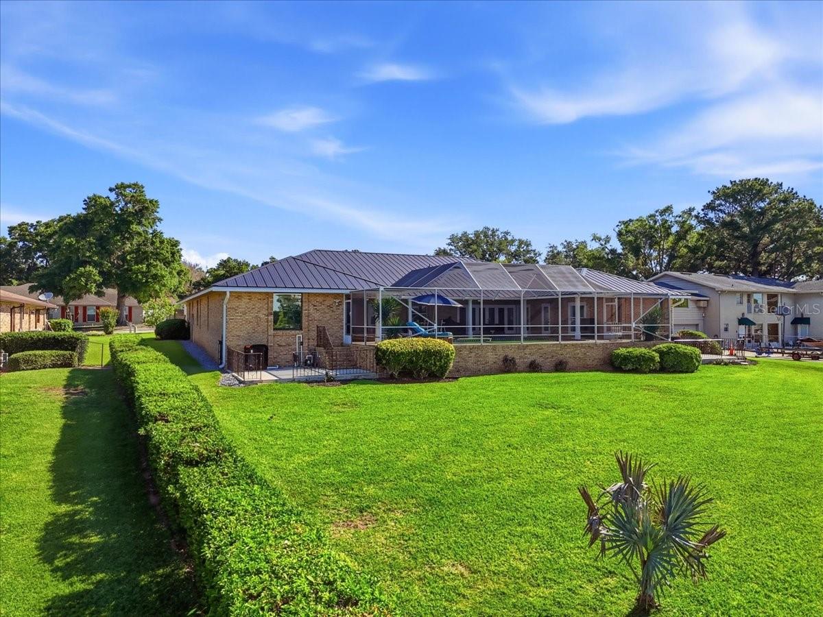 Listing photo id 58 for 120 Mirror Lane Nw