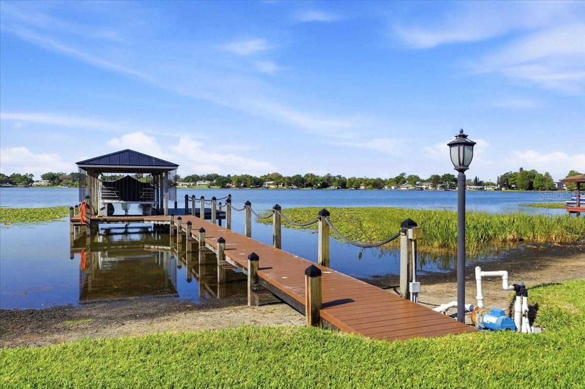 Listing photo id 61 for 120 Mirror Lane Nw