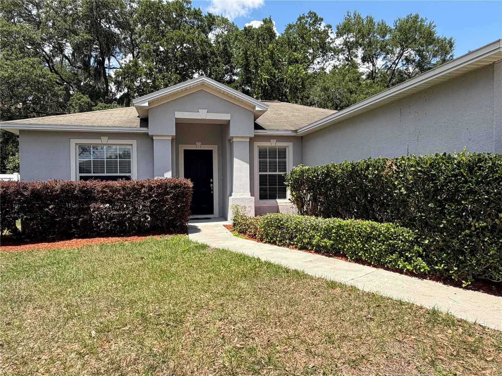 Image 2 of 21 For 762 Barrister Drive