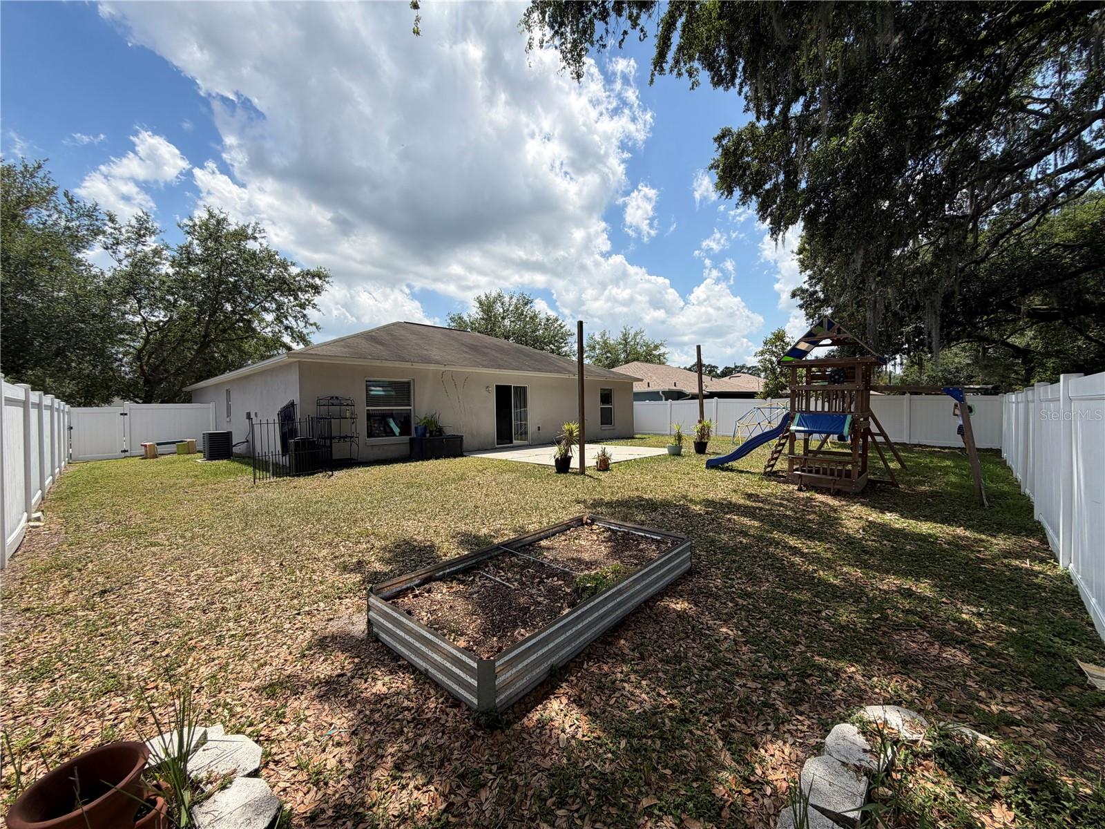 Image 20 of 21 For 762 Barrister Drive