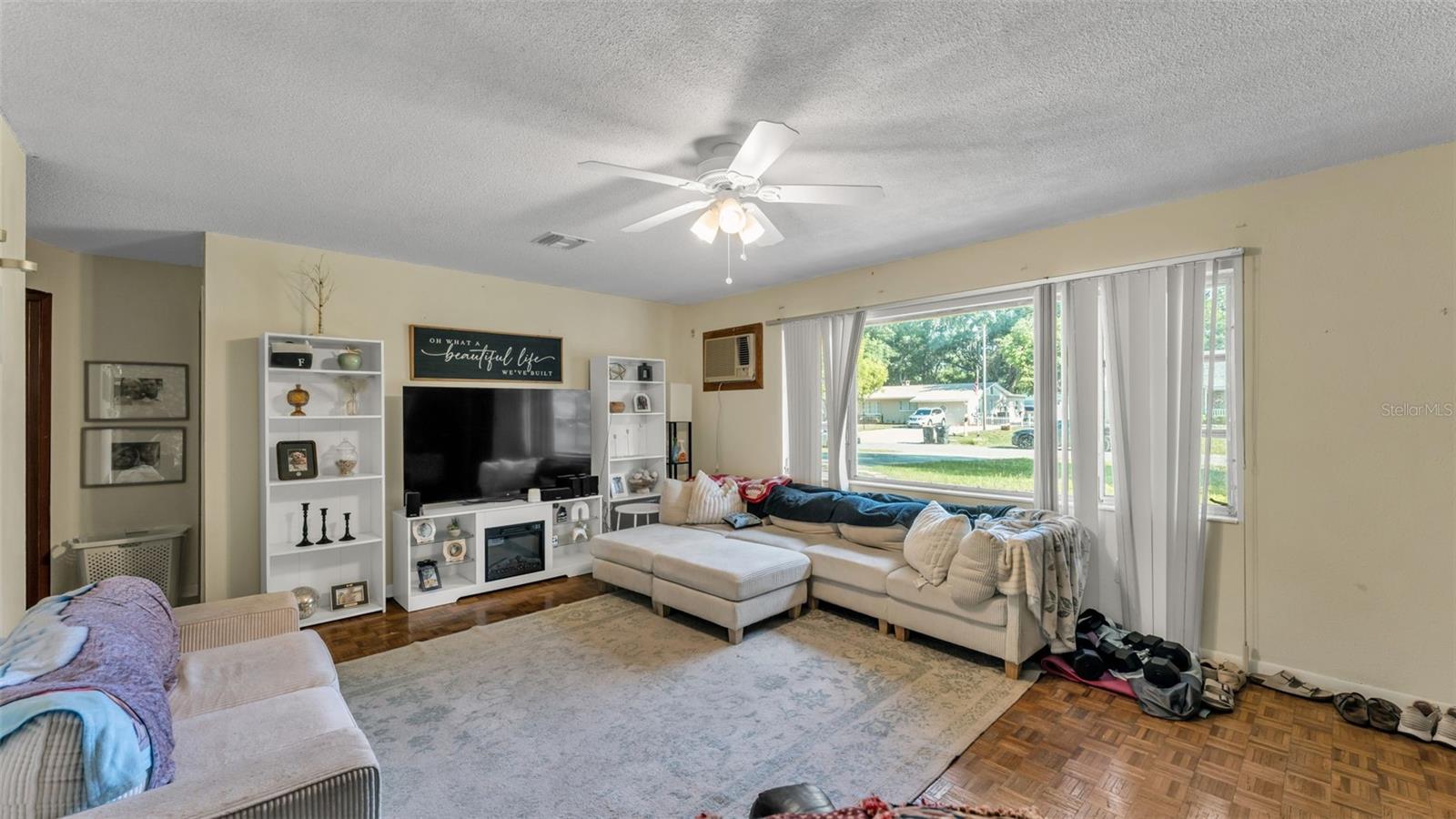 Image 7 of 43 For 222 Stanley Avenue