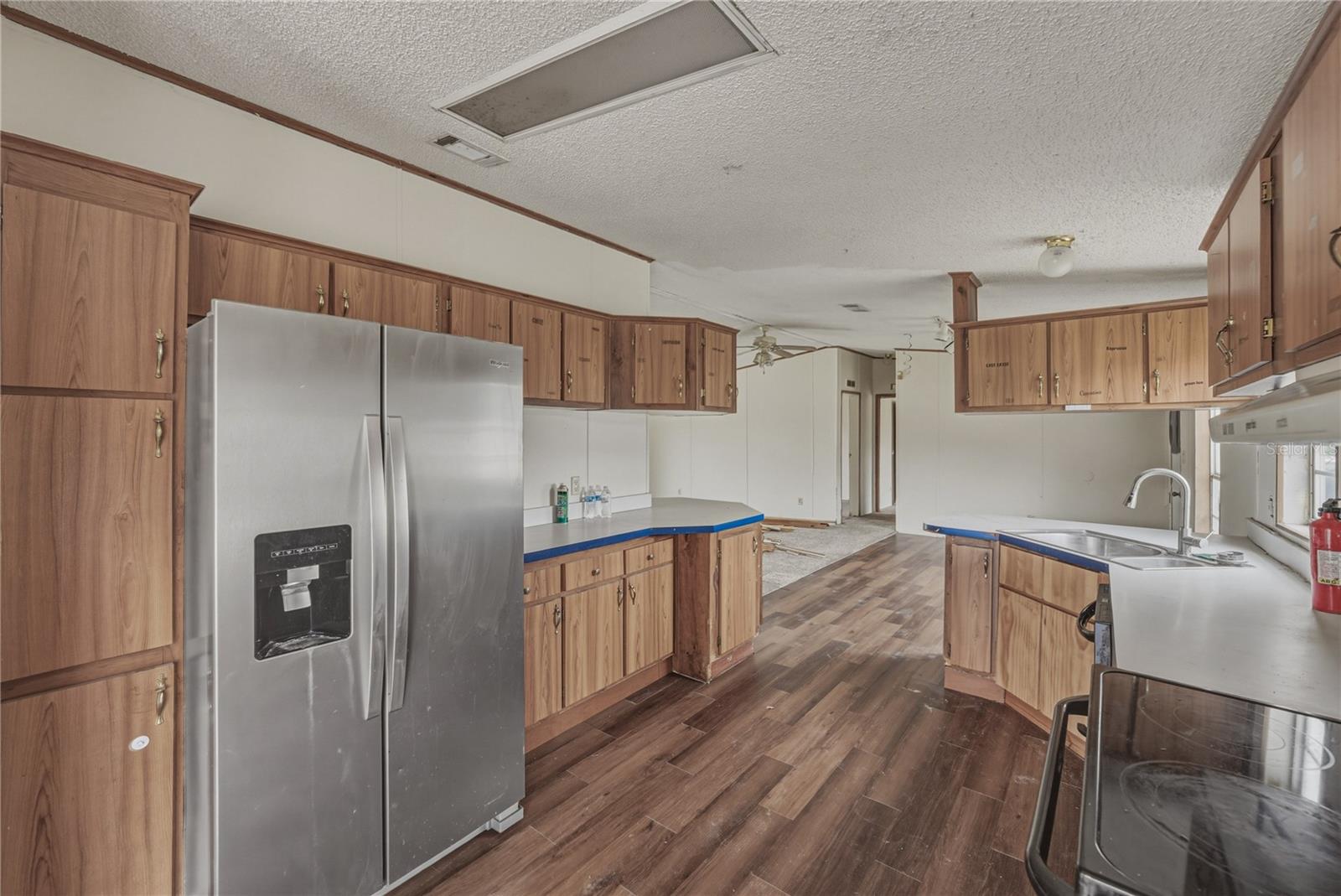 Image 14 of 52 For 3632 Pioneer Trails Boulevard E