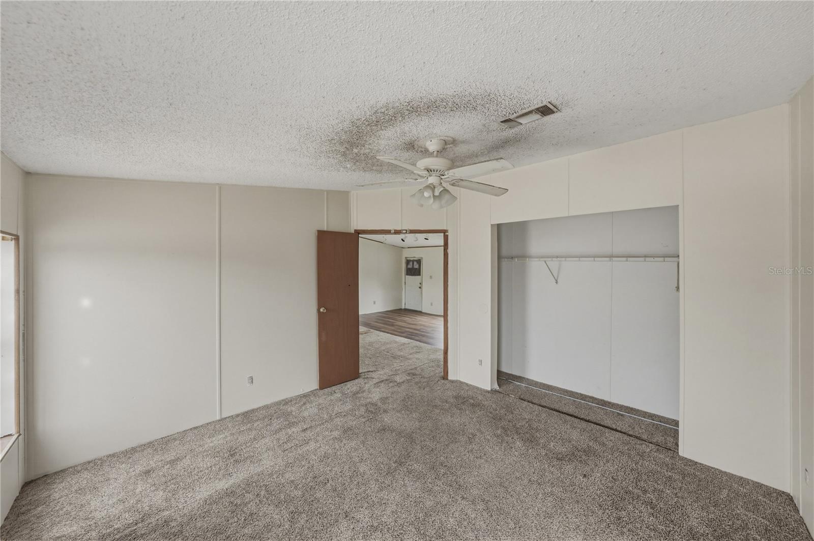 Image 20 of 52 For 3632 Pioneer Trails Boulevard E