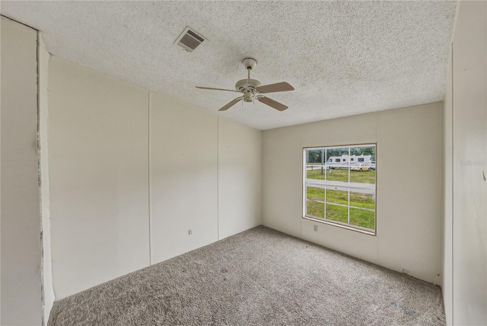 Image 29 of 52 For 3632 Pioneer Trails Boulevard E