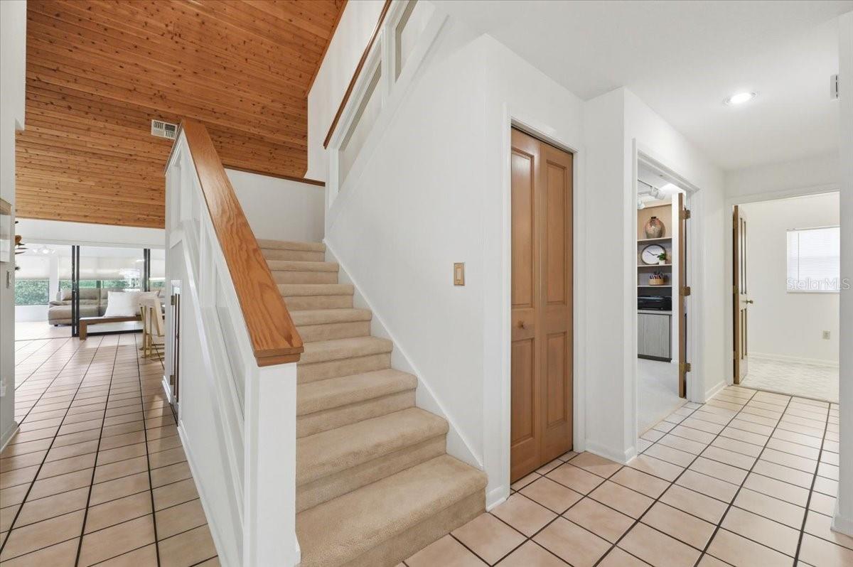 Image 17 of 48 For 4135 Creekwood Lane
