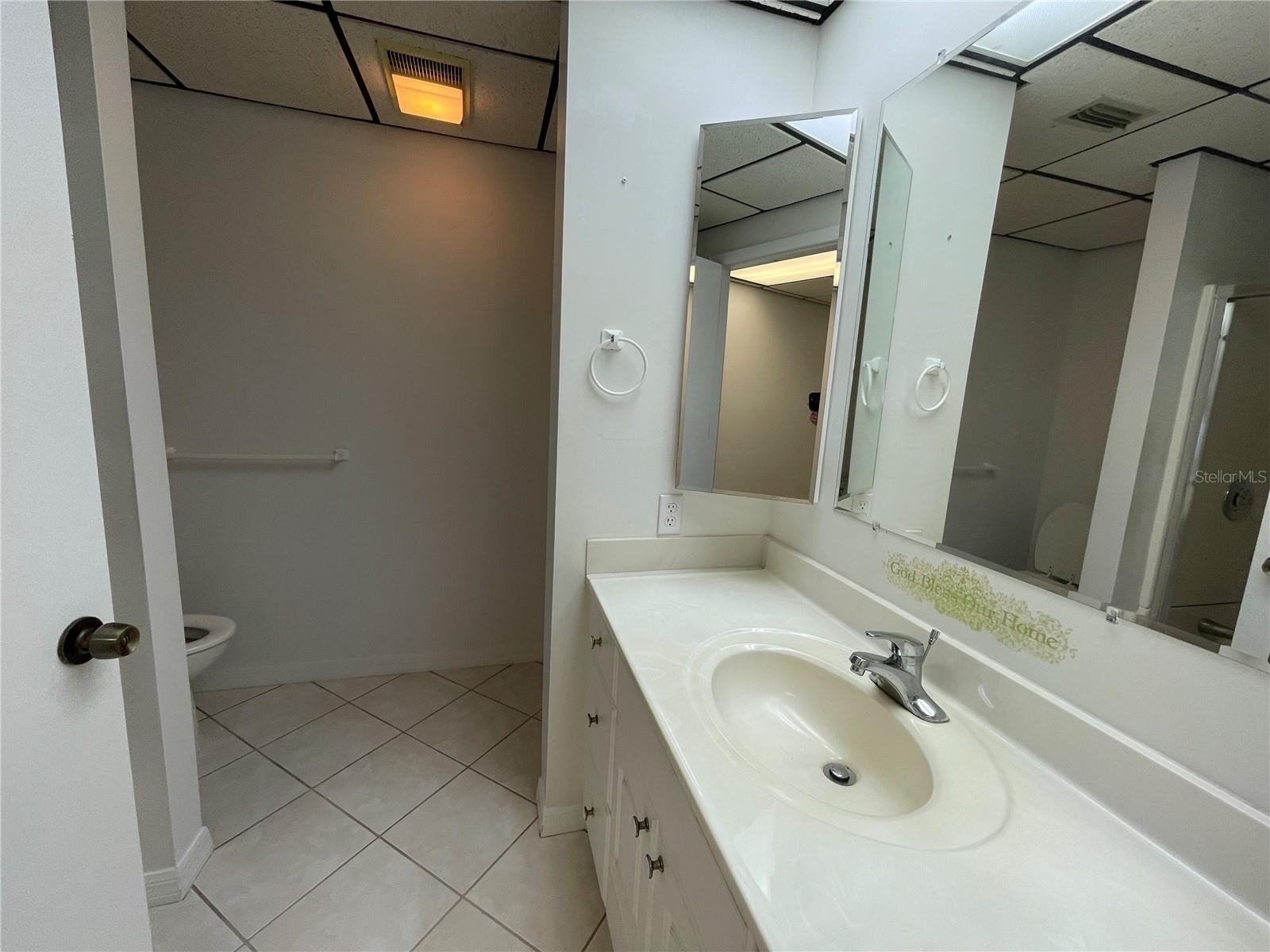 Image 12 of 33 For 3012 Skyview Drive