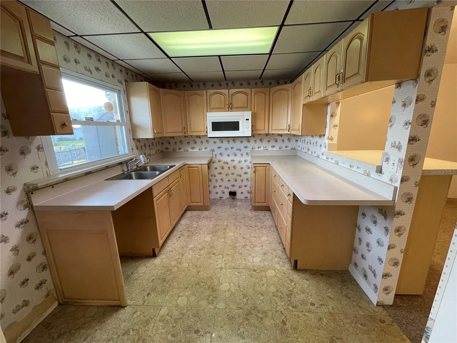 Image 8 of 33 For 3012 Skyview Drive