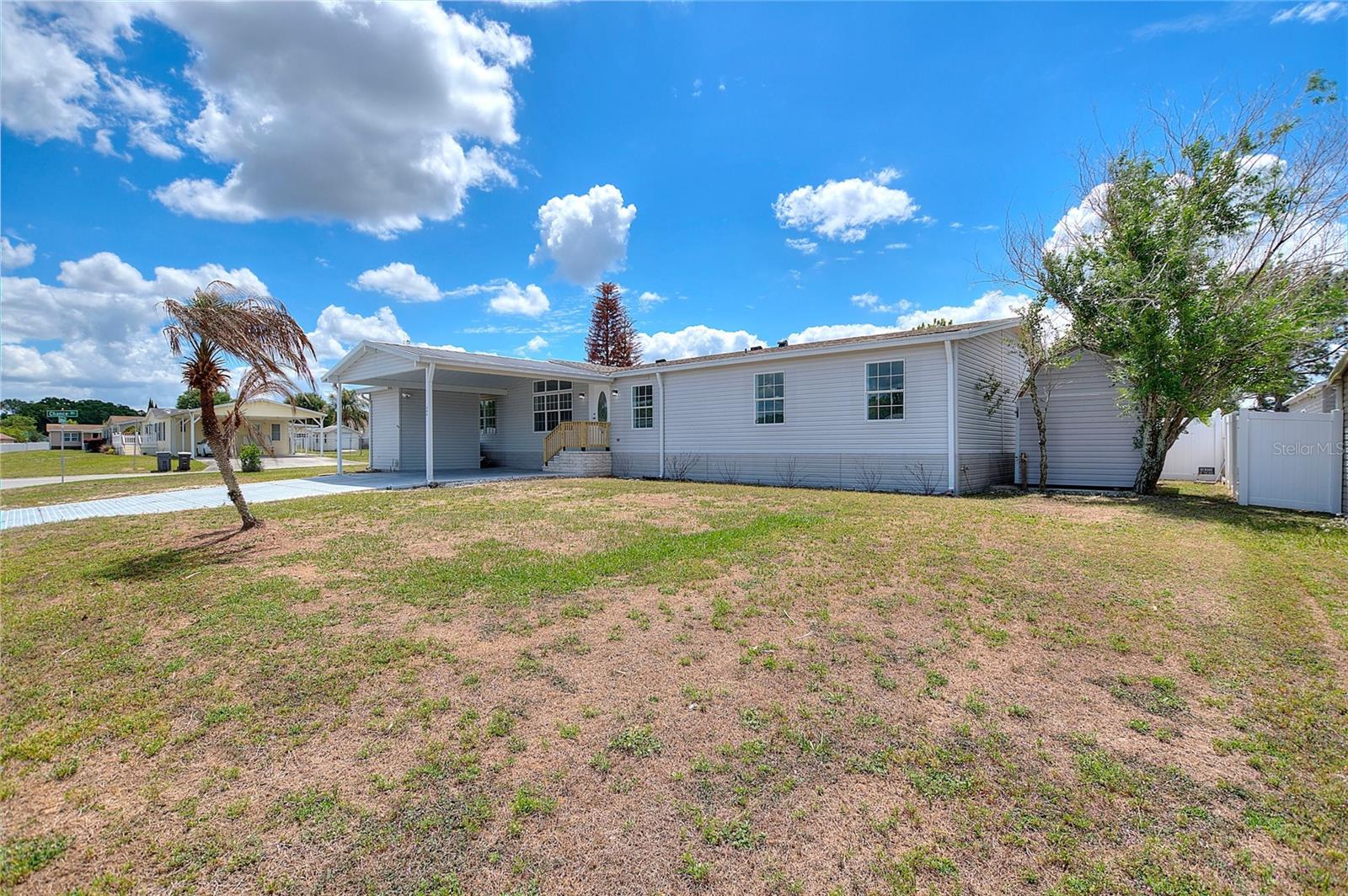 Image 2 of 45 For 486 Lindsey Drive