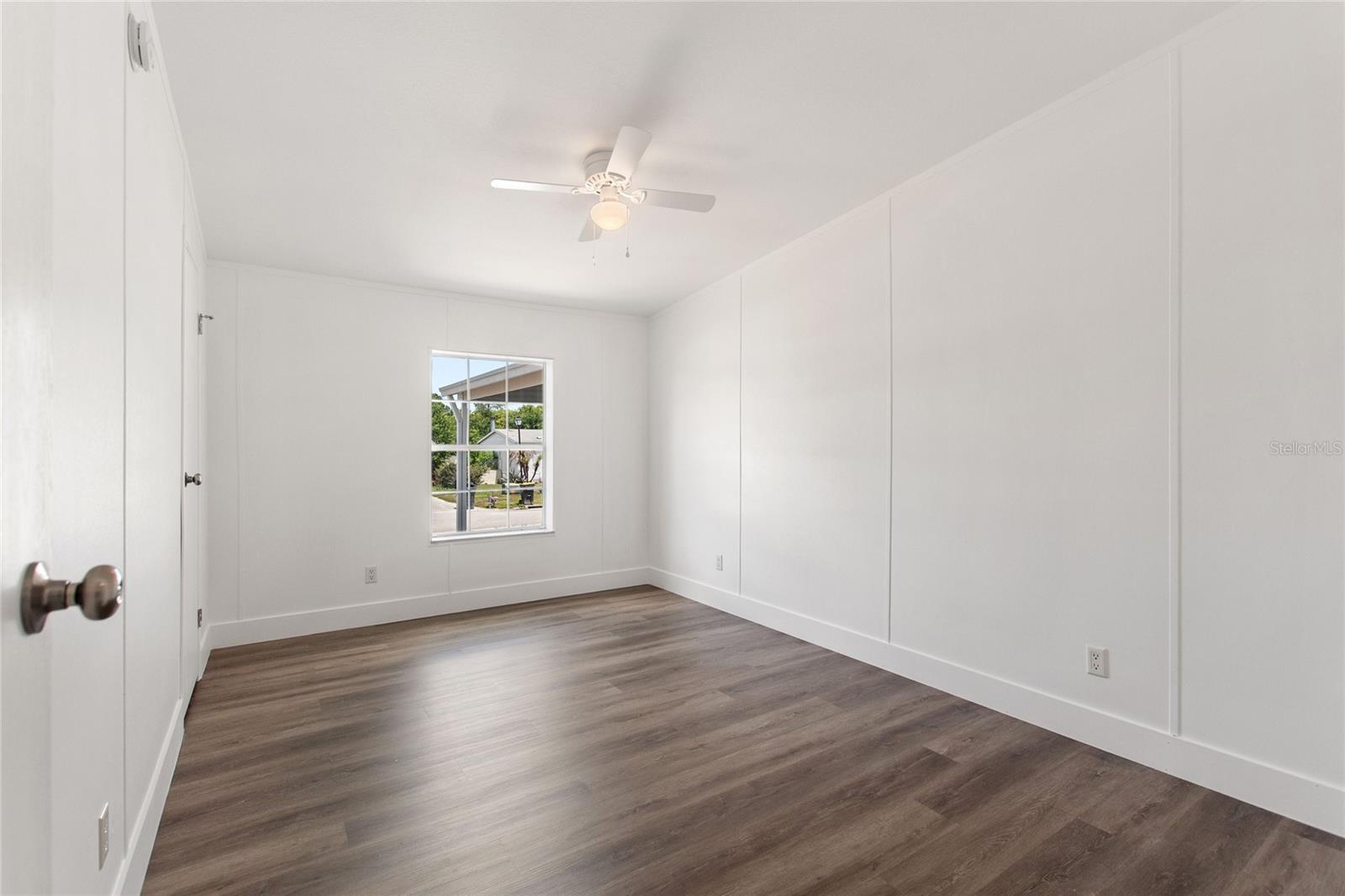 Image 22 of 45 For 486 Lindsey Drive