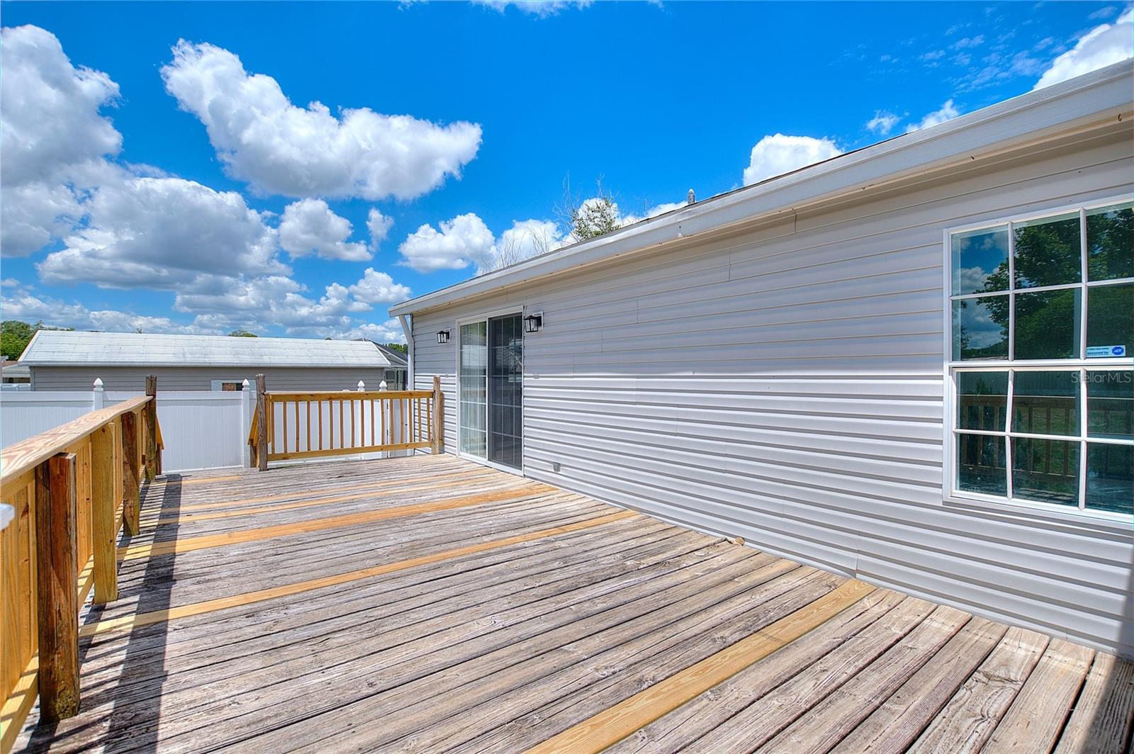 Image 35 of 45 For 486 Lindsey Drive