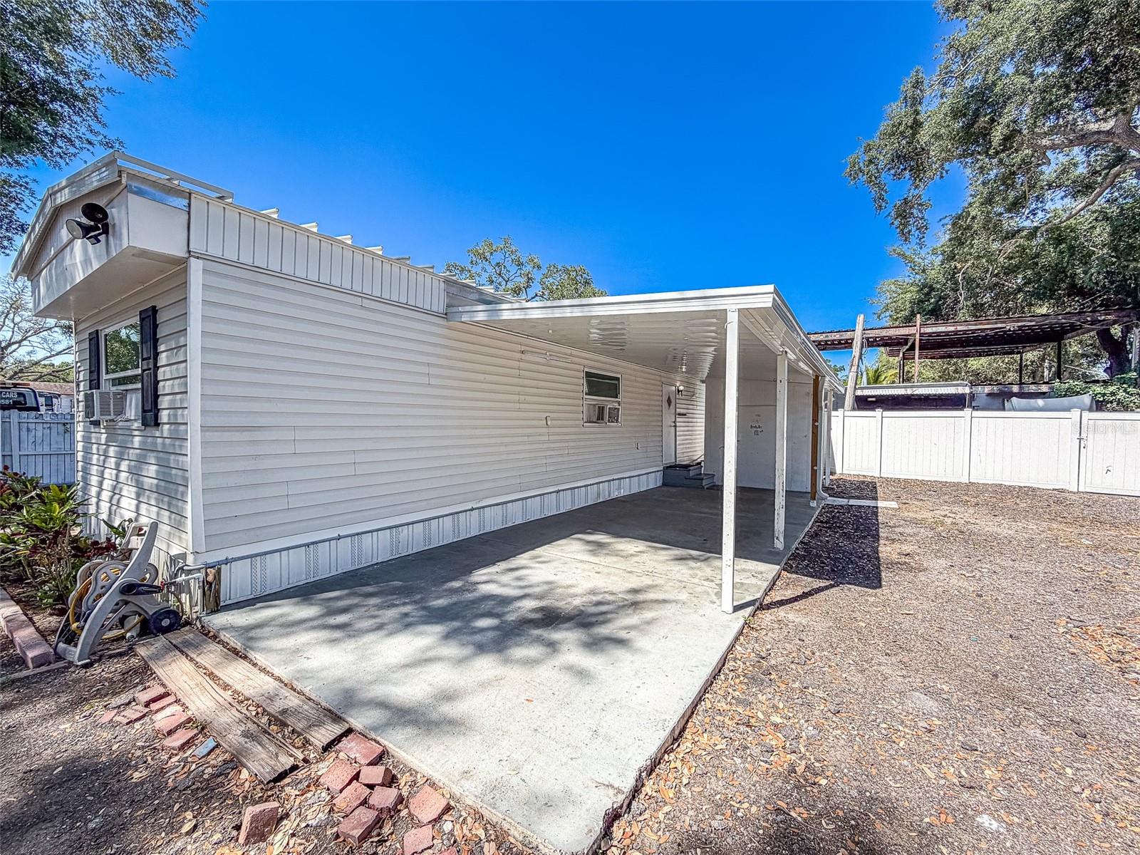 Image 16 of 26 For 5807 Barry Lane