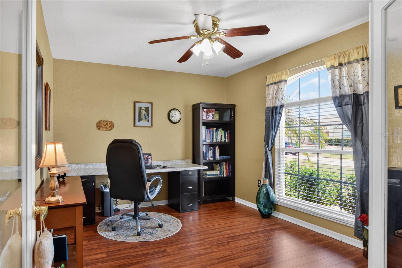 Image 17 of 56 For 3604 Welsch Way
