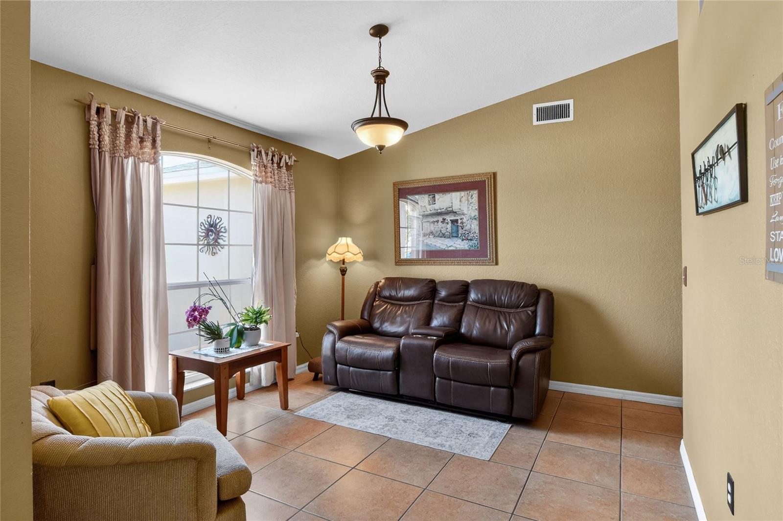 Image 20 of 56 For 3604 Welsch Way