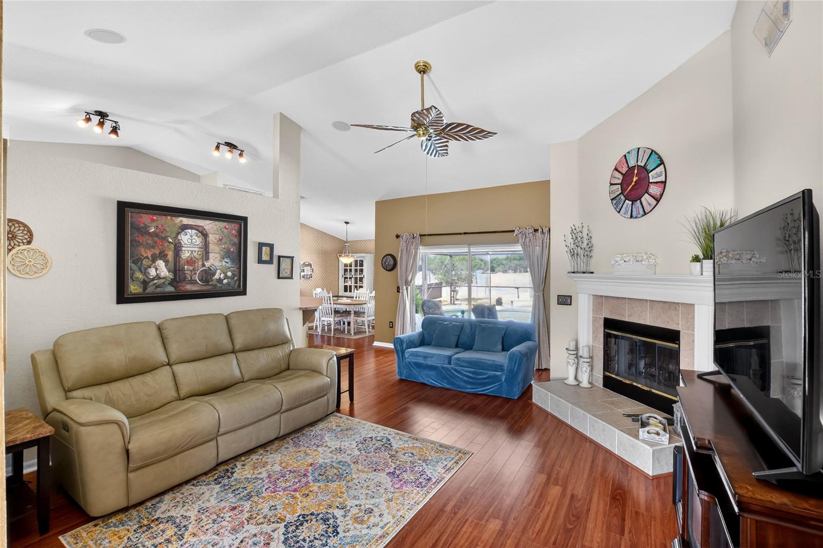 Image 4 of 56 For 3604 Welsch Way