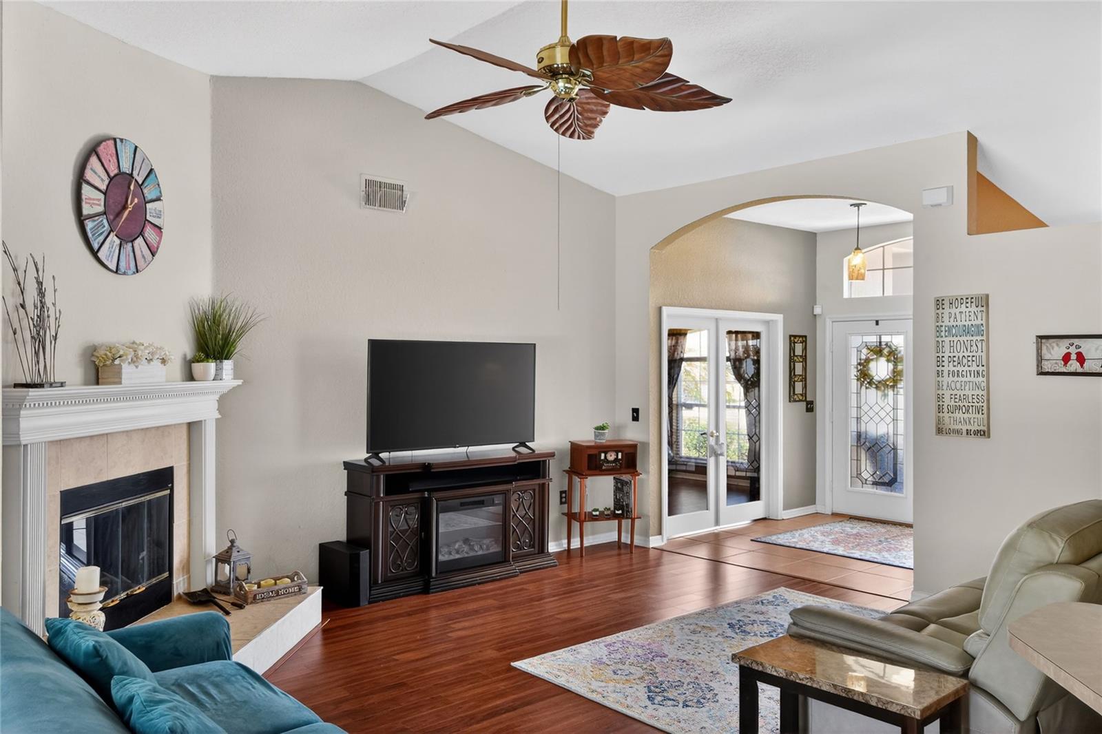 Image 5 of 56 For 3604 Welsch Way