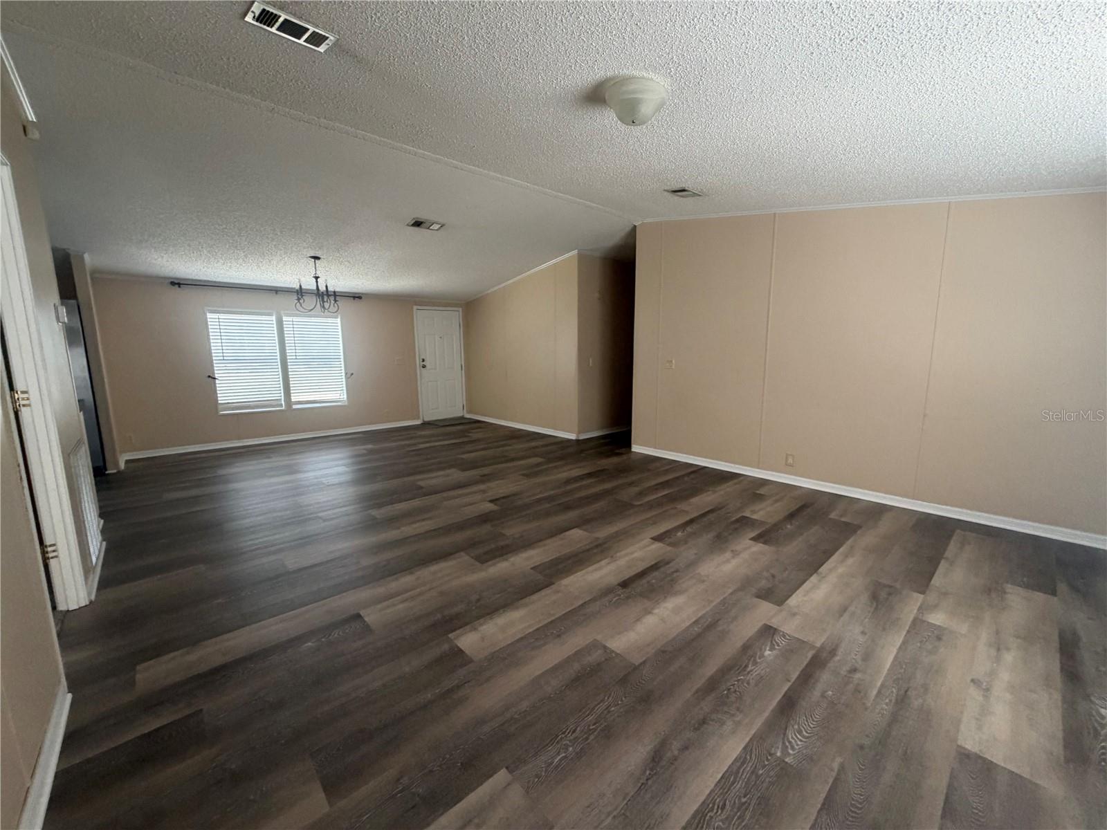 Image 11 of 24 For 12703 Lovers Lane