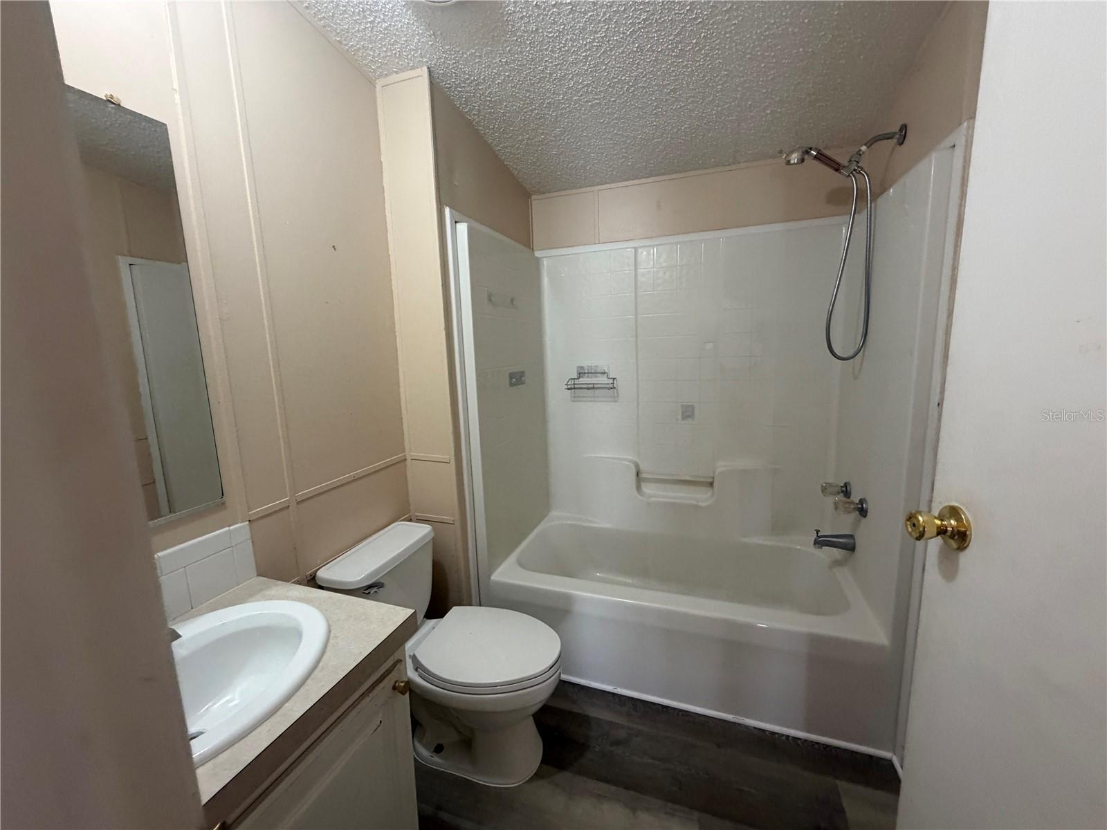 Image 13 of 24 For 12703 Lovers Lane